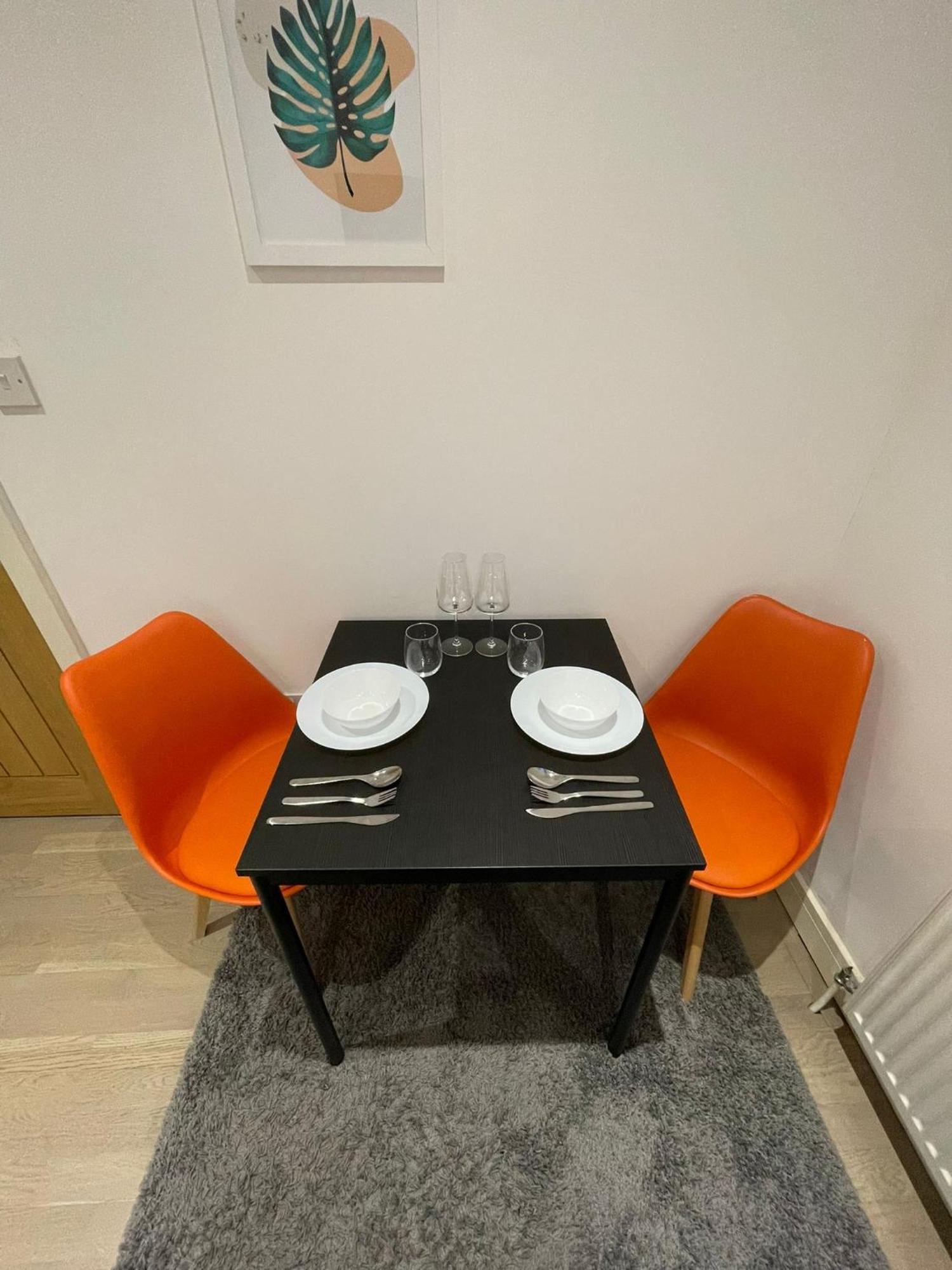 Cozy En-Suite Near Stratford ลอนดอน ภายนอก รูปภาพ